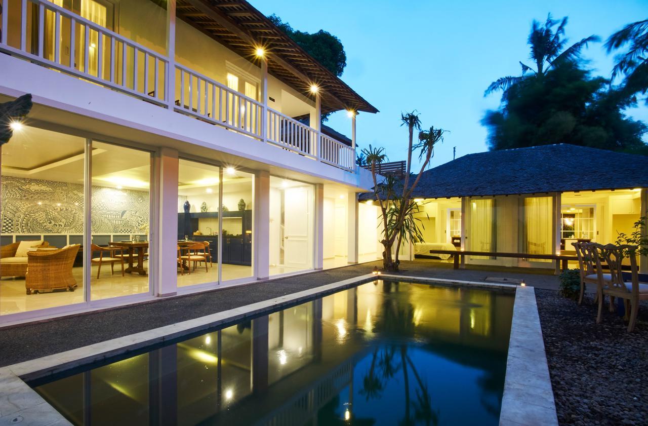 The One Astana Villa Sanur  Luaran gambar